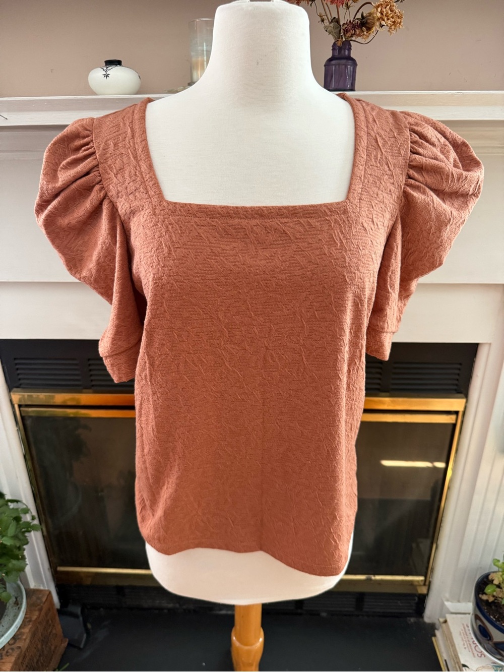Rust Pumpkin Square-Neck Puff Sleeve Women’s Top size medium